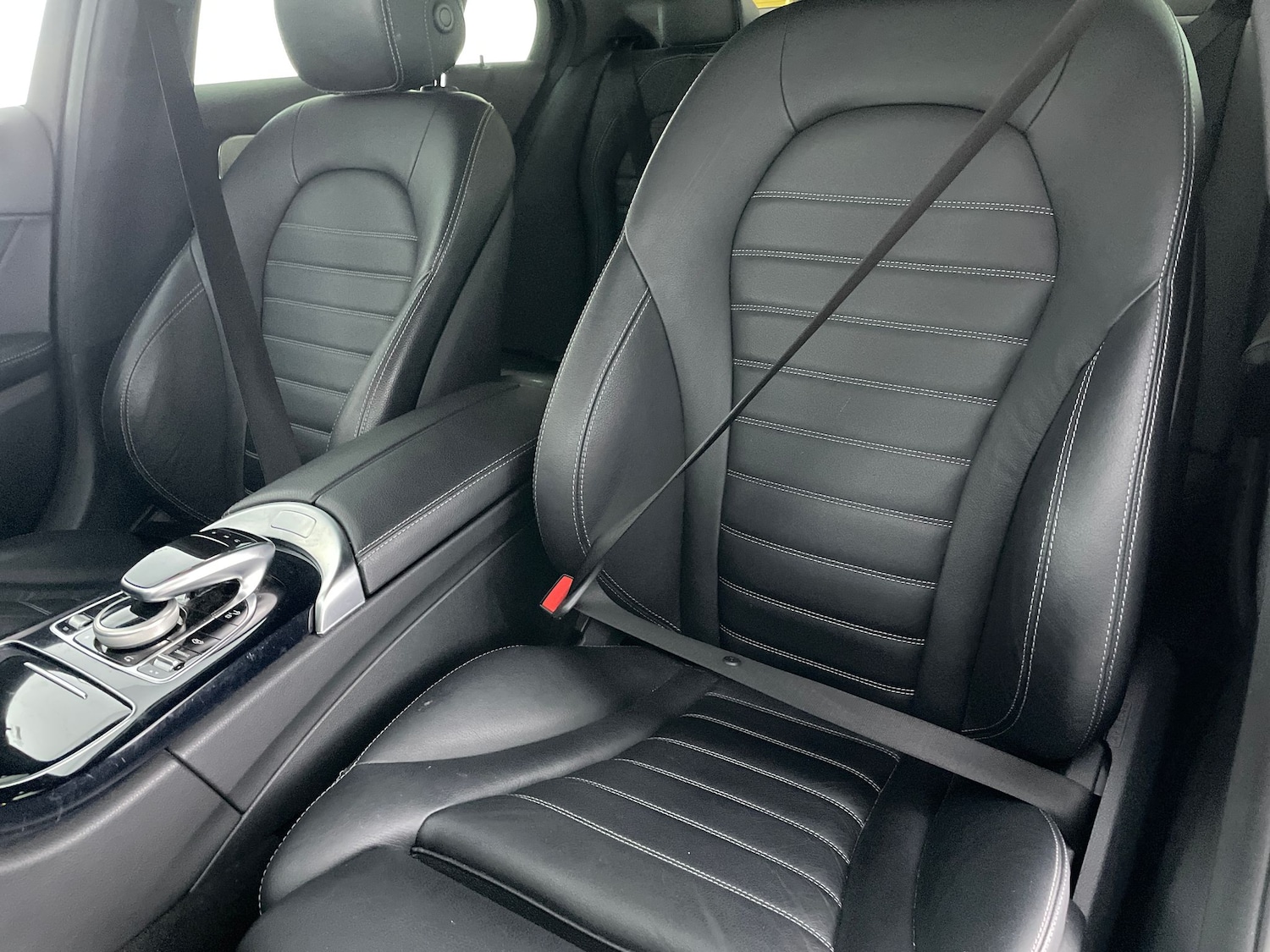 Used Mercedes-Benz C Class 2018 for sale - 76919478: Photo 6