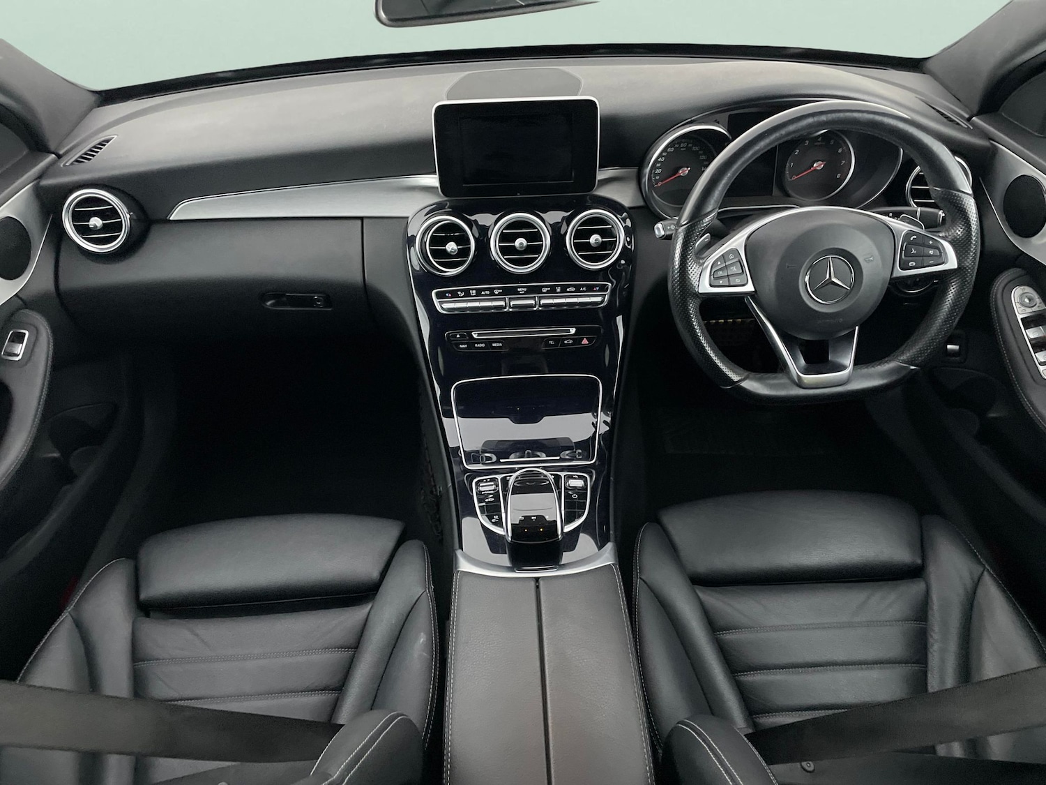 Used Mercedes-Benz C Class 2018 for sale - 76919478: Photo 8