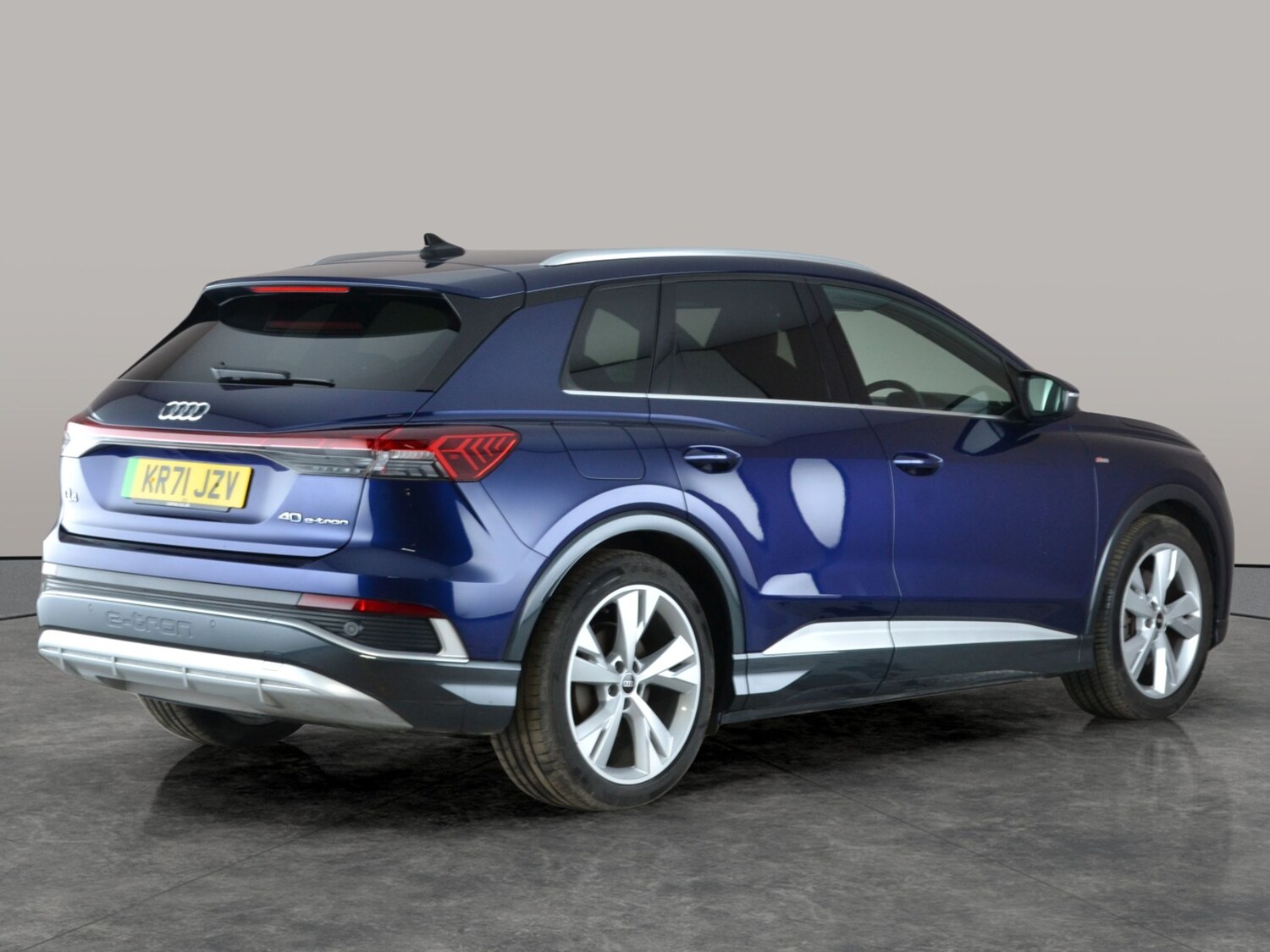 Used Audi Q4 e-tron 2021 for sale - 77165008: Photo 10