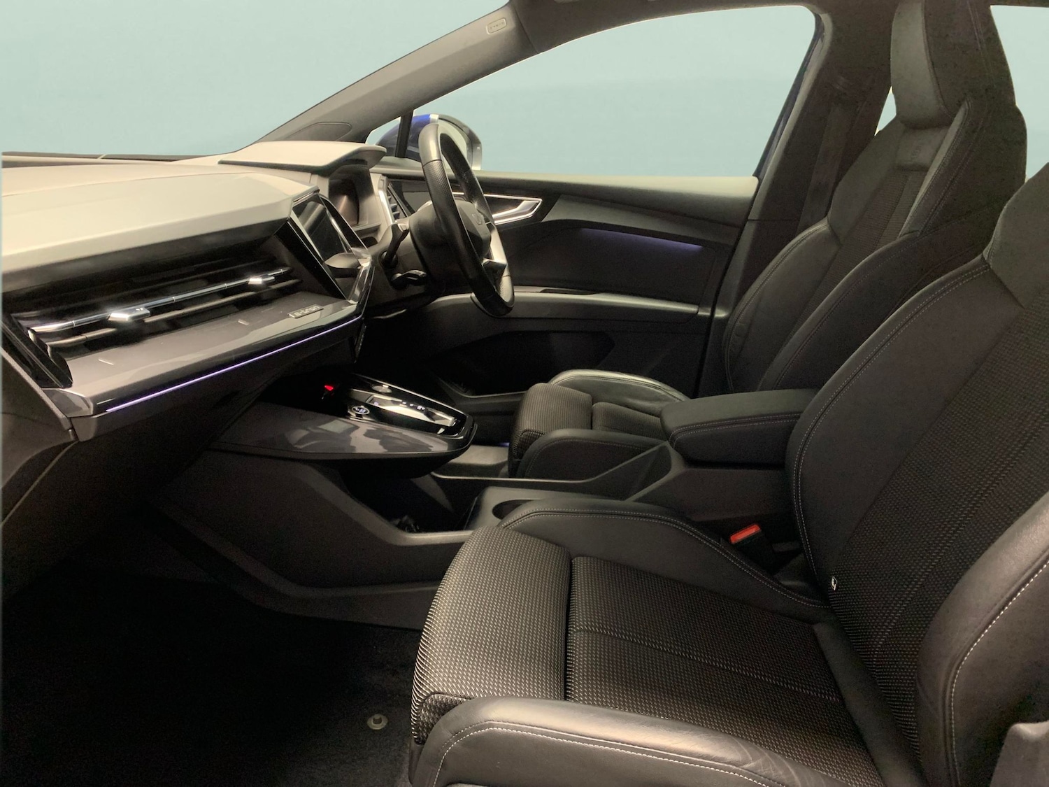 Used Audi Q4 e-tron 2021 for sale - 77165008: Photo 4