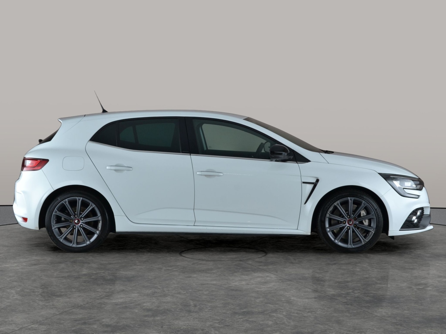 Used Renault Megane 2020 for sale - 77186710: Photo 7