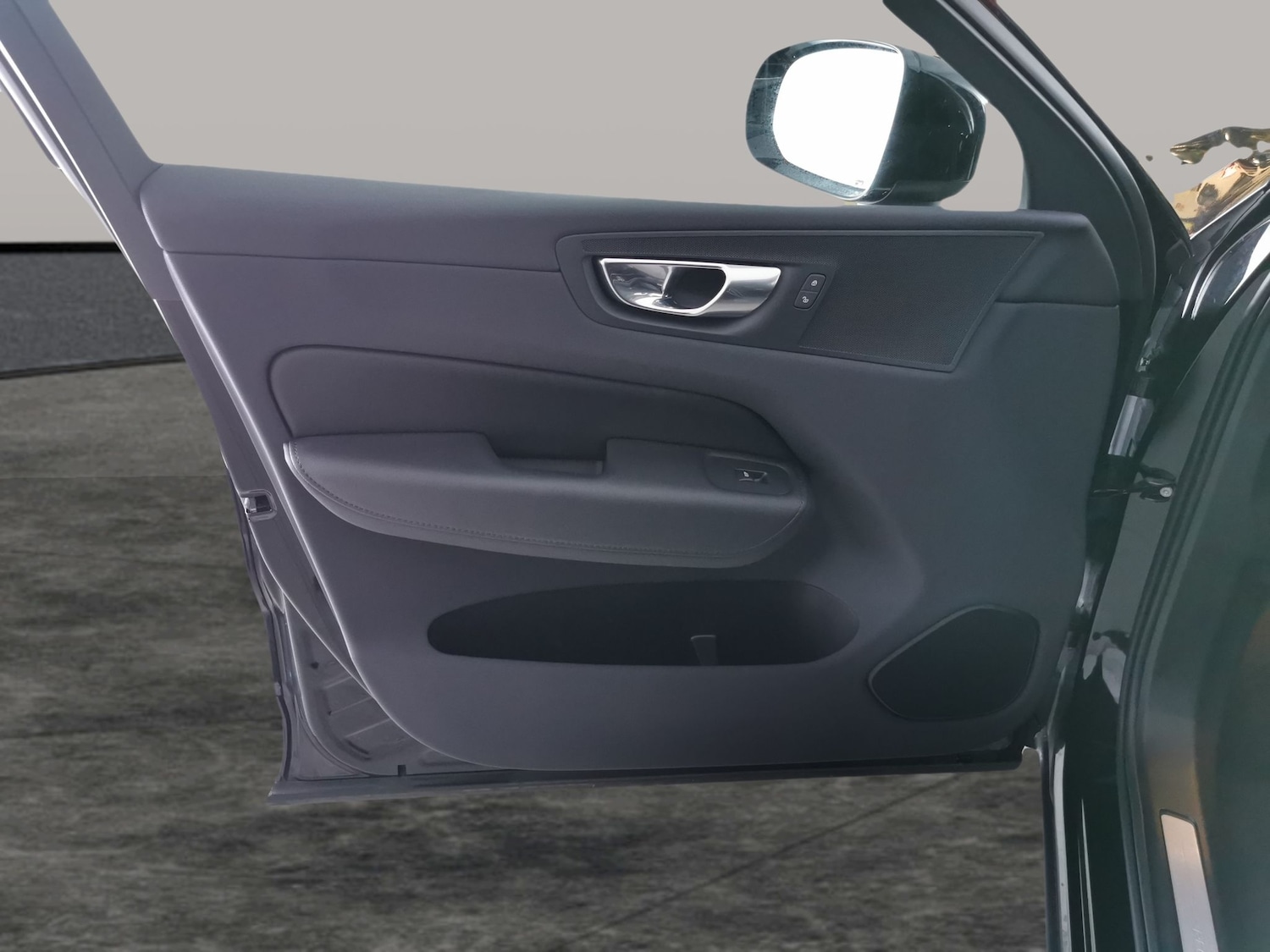 Used Volvo XC60 2022 for sale - 77271975: Photo 30