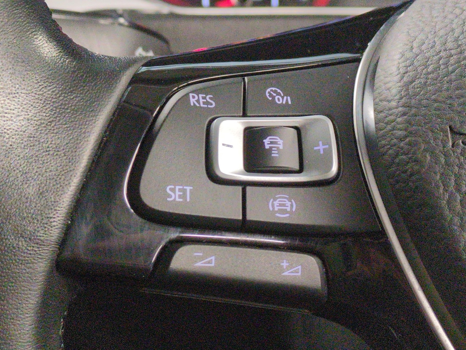 Used Volkswagen T-Roc 2021 for sale - 76773742: Photo 18