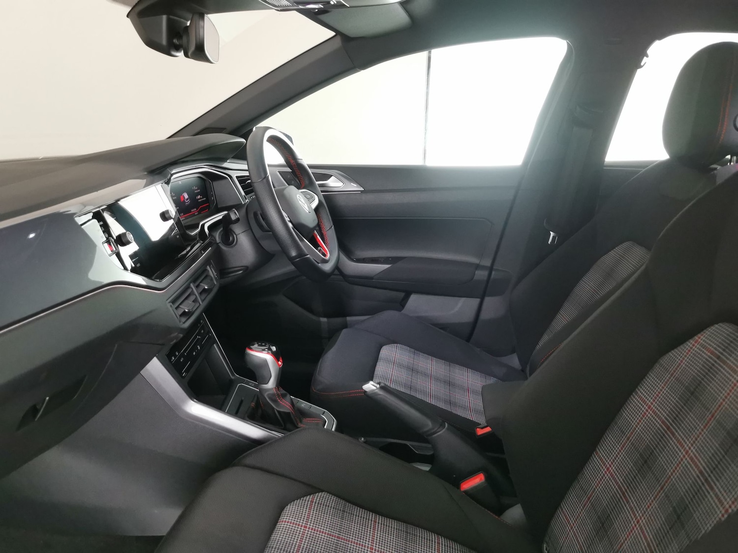 Used Volkswagen Polo 2023 for sale - 77435488: Photo 4