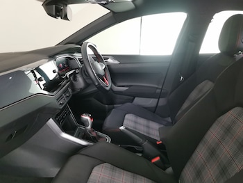 Used Volkswagen Polo 2023 for sale - 77435488: Photo