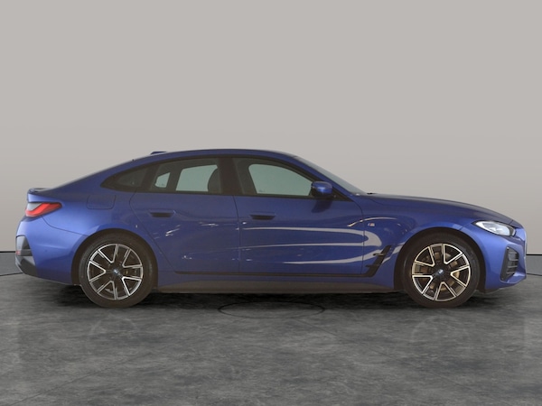 Used BMW i4 2022 for sale - 76249660: Photo 17