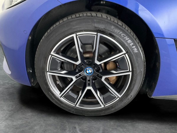 Used BMW i4 2022 for sale - 76249660: Photo 32