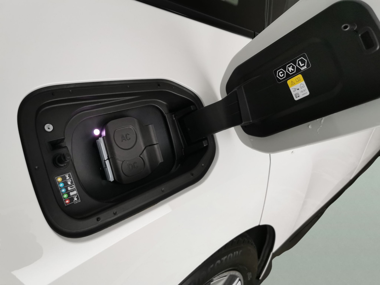 Used BMW iX 2024 for sale - 77592590: Photo 37