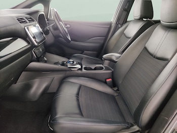 Used Nissan Leaf 2022 for sale - 79312867: Photo