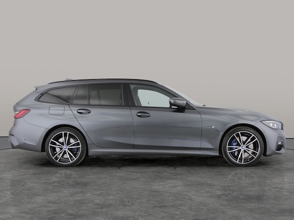 Used BMW 3 Series 2022 for sale - 76207294: Photo 10