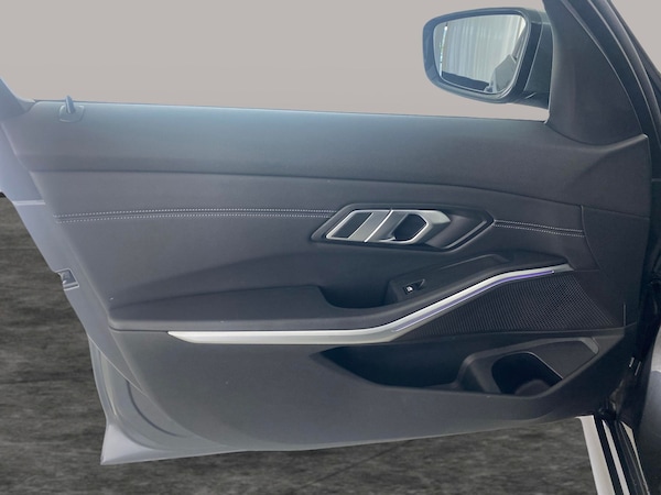 Used BMW 3 Series 2022 for sale - 76207294: Photo 34