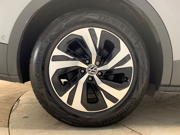 Used Volkswagen ID.4 2023 for sale - 76300650: Photo 33