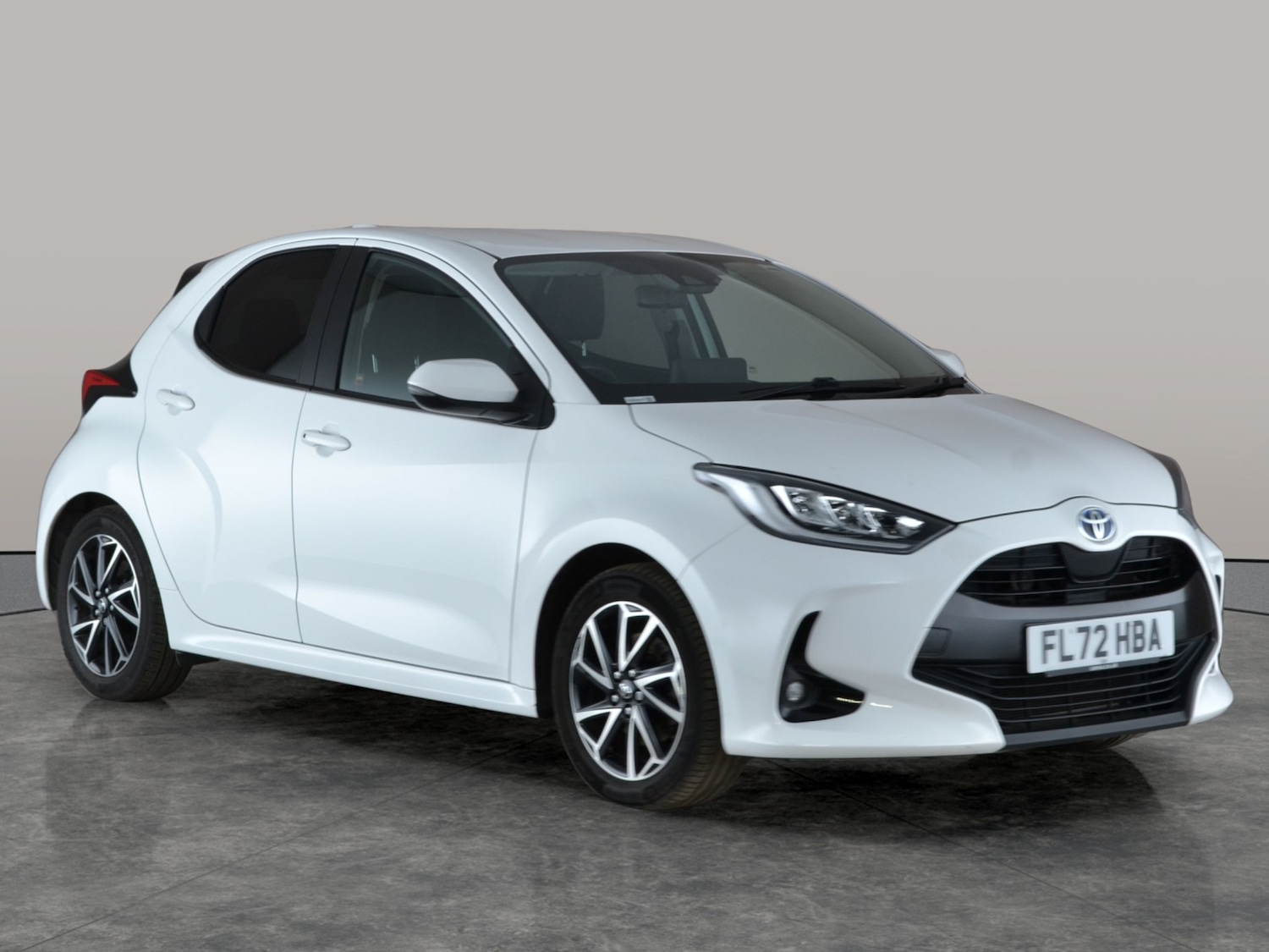 Used Toyota Yaris 2022 for sale - 77149132: Photo 8