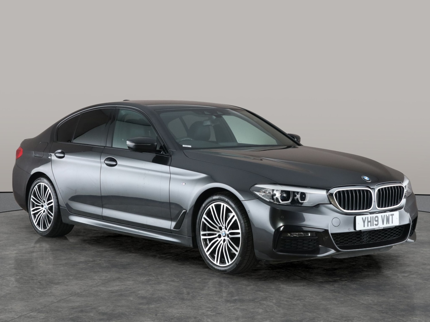 Used BMW 5 Series 2019 for sale - 76750362: Photo 11