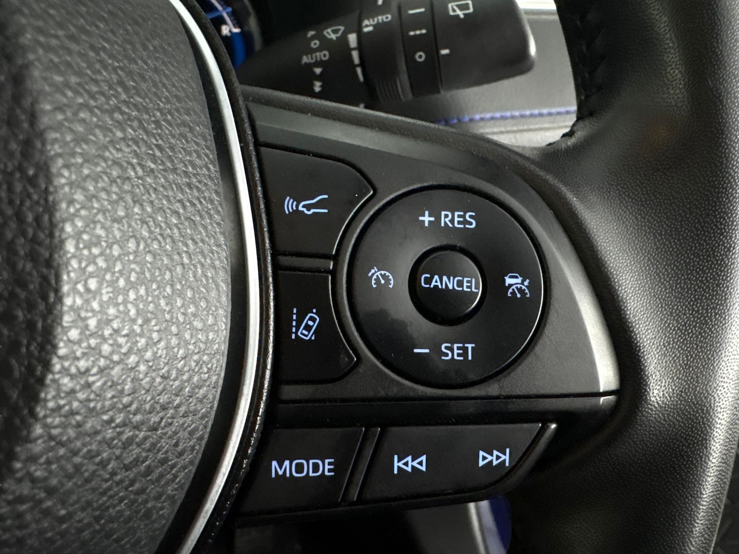 Used Toyota RAV4 2022 for sale - 77665418: Photo 17