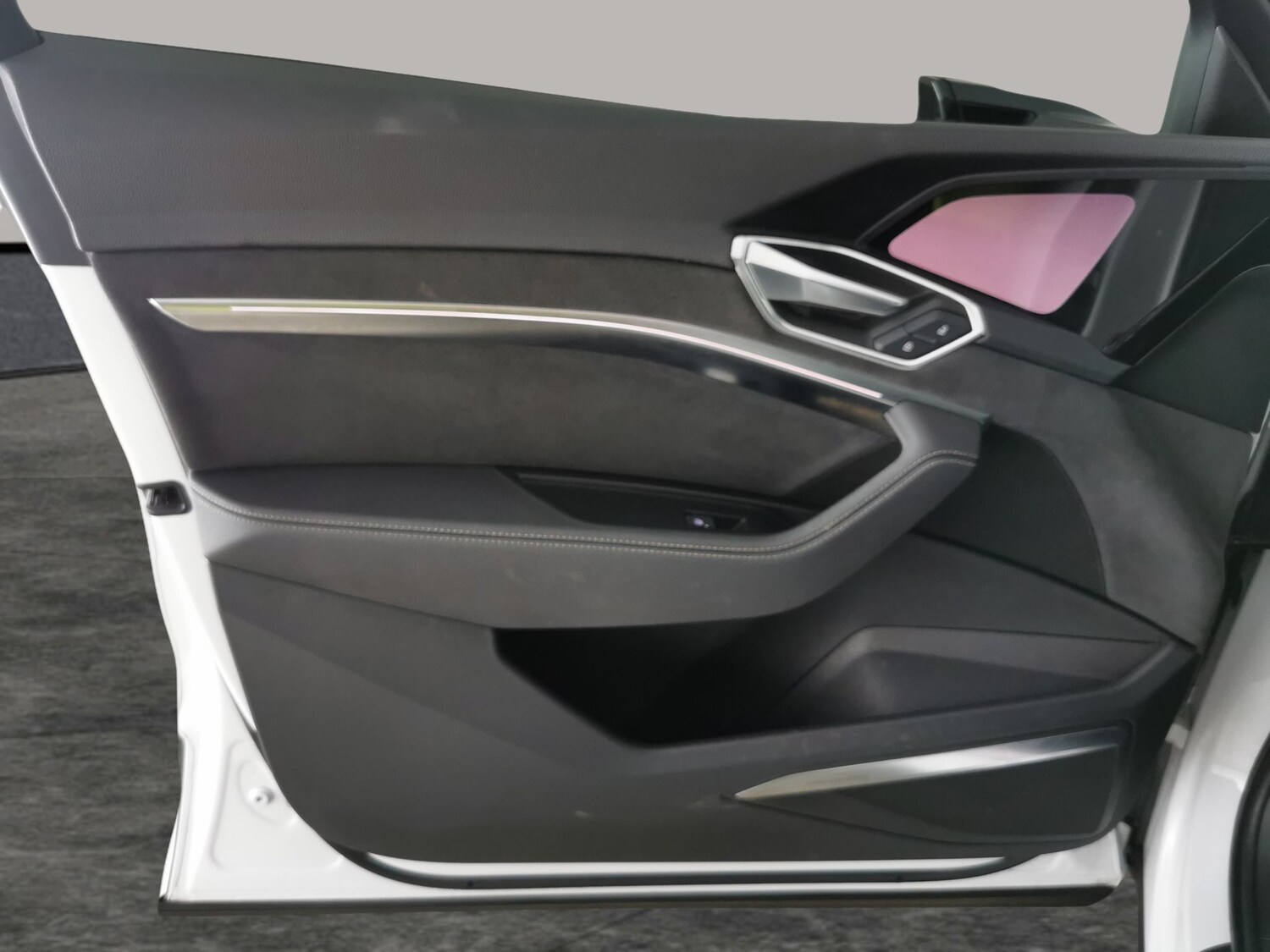 Used Audi e-tron 2022 for sale - 77447995: Photo 33