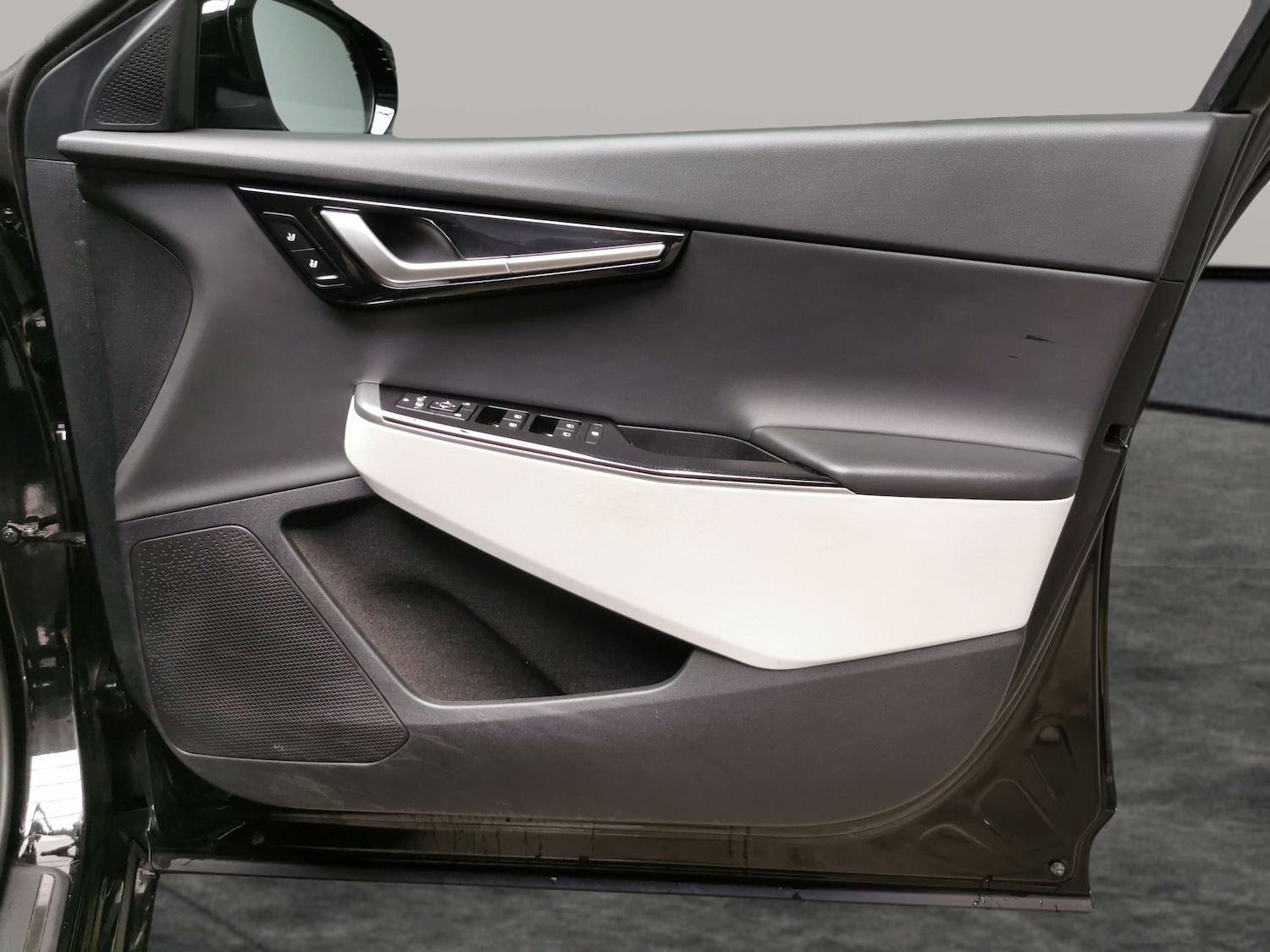 Used Kia EV6 2022 for sale - 78051888: Photo 30