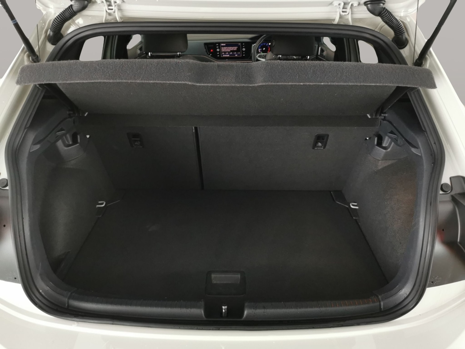 Used Volkswagen Polo 2022 for sale - 77663114: Photo 30