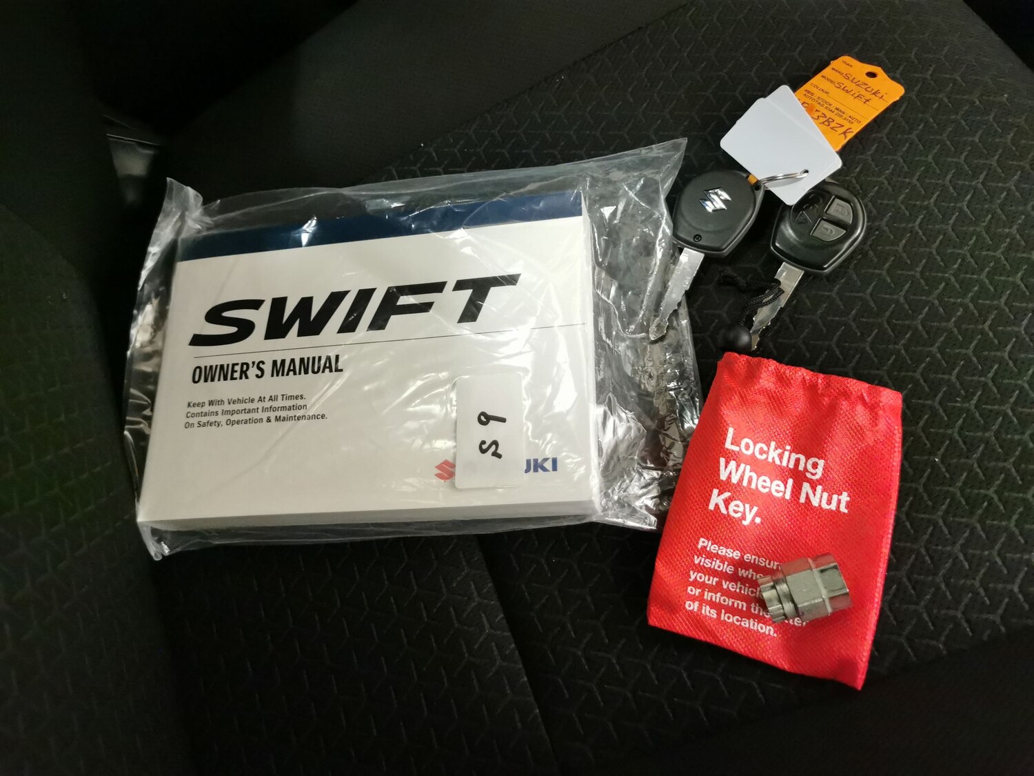 Used Suzuki Swift 2023 for sale - 77810666: Photo 32