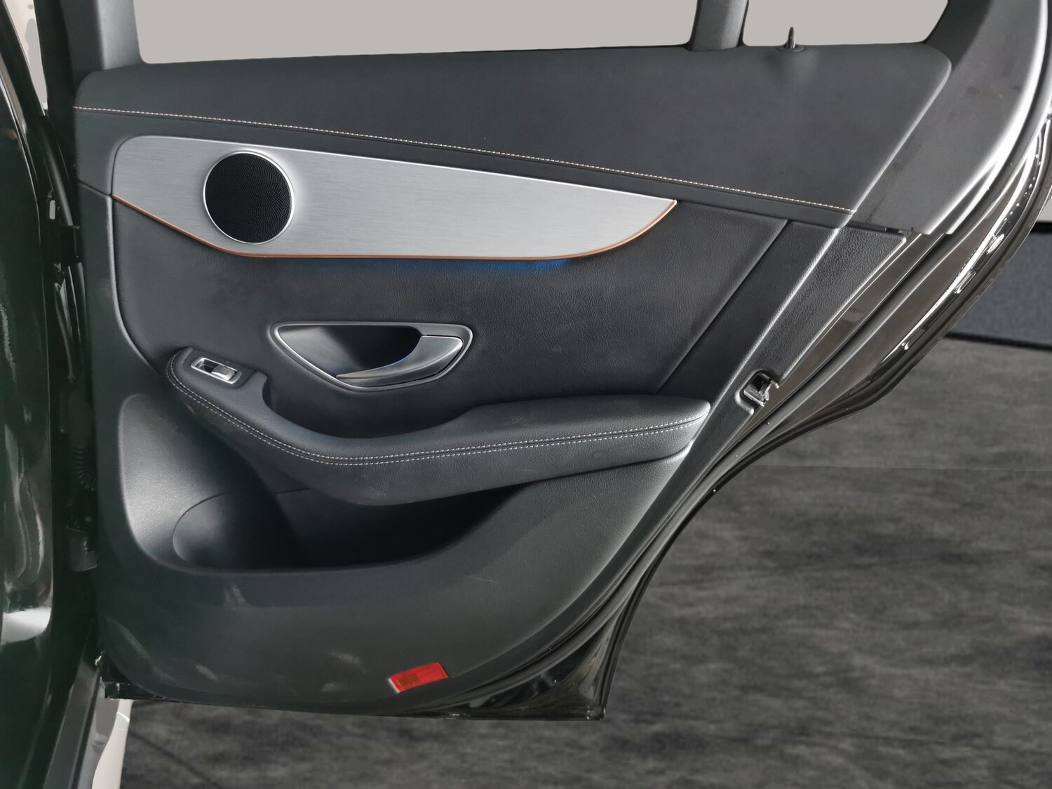 Used Mercedes-Benz EQC 2022 for sale - 77569960: Photo 31