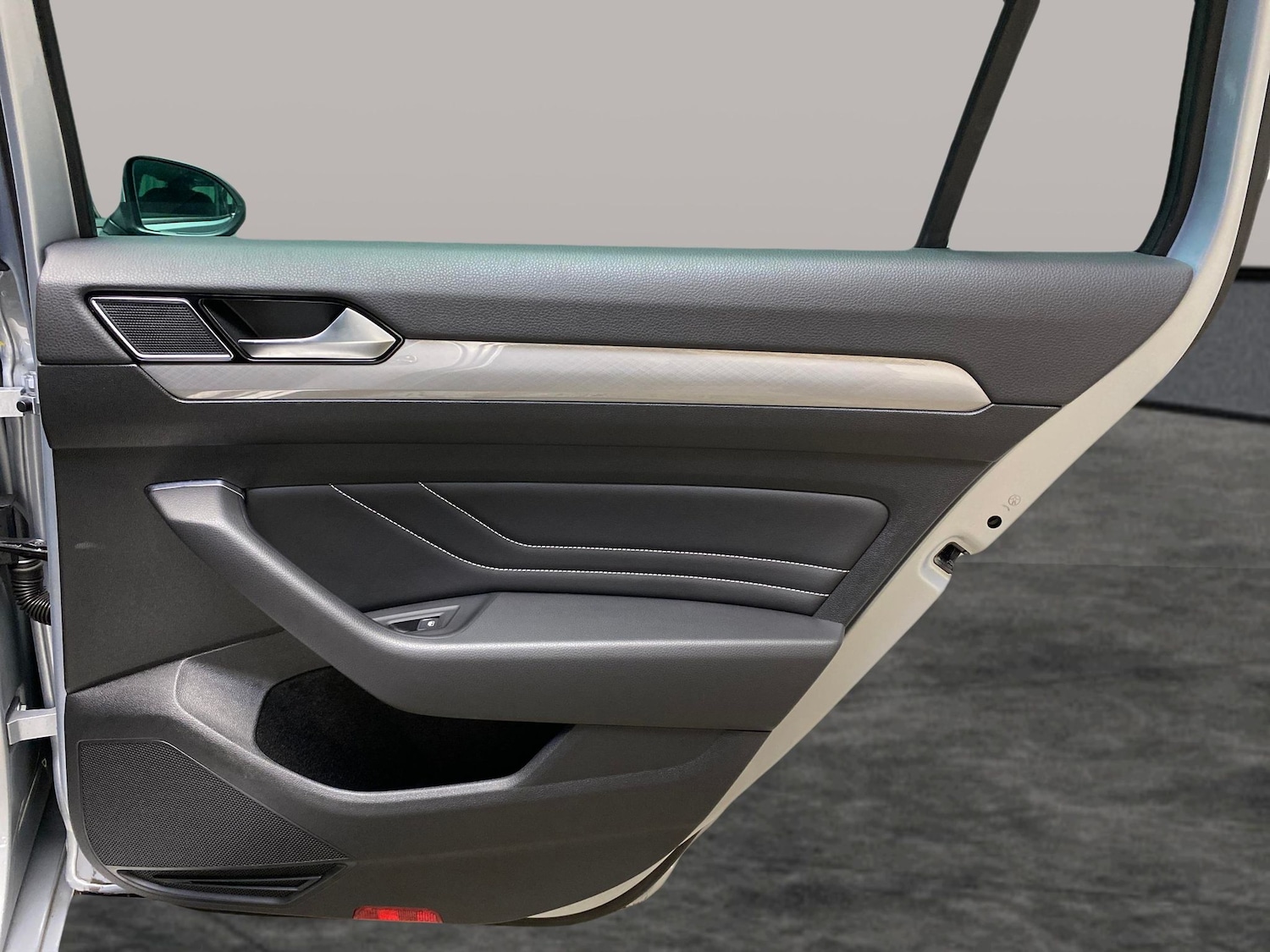 Used Volkswagen Passat 2023 for sale - 78122605: Photo 24