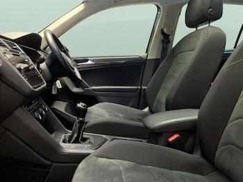 Used Volkswagen Tiguan 2018 for sale - 77485294: Photo