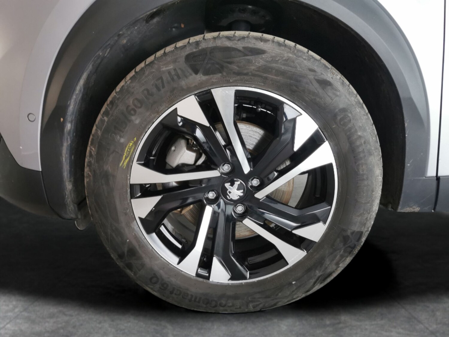 Used Peugeot E-2008 2022 for sale - 76928353: Photo 24