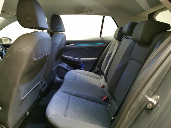 Used Volkswagen Golf 2023 for sale - 76222421: Photo 36