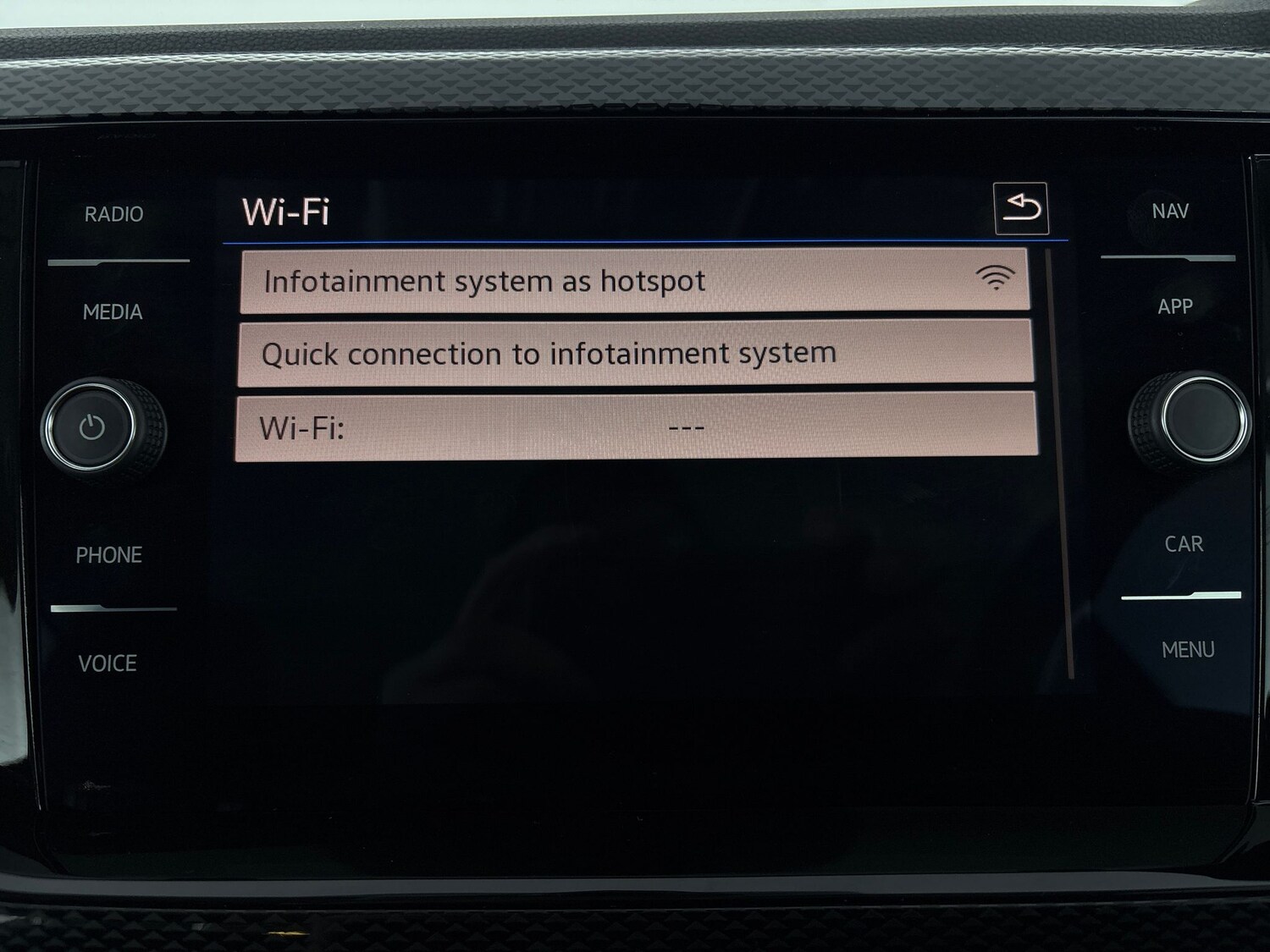 Used Volkswagen Polo 2024 for sale - 77960532: Photo 15