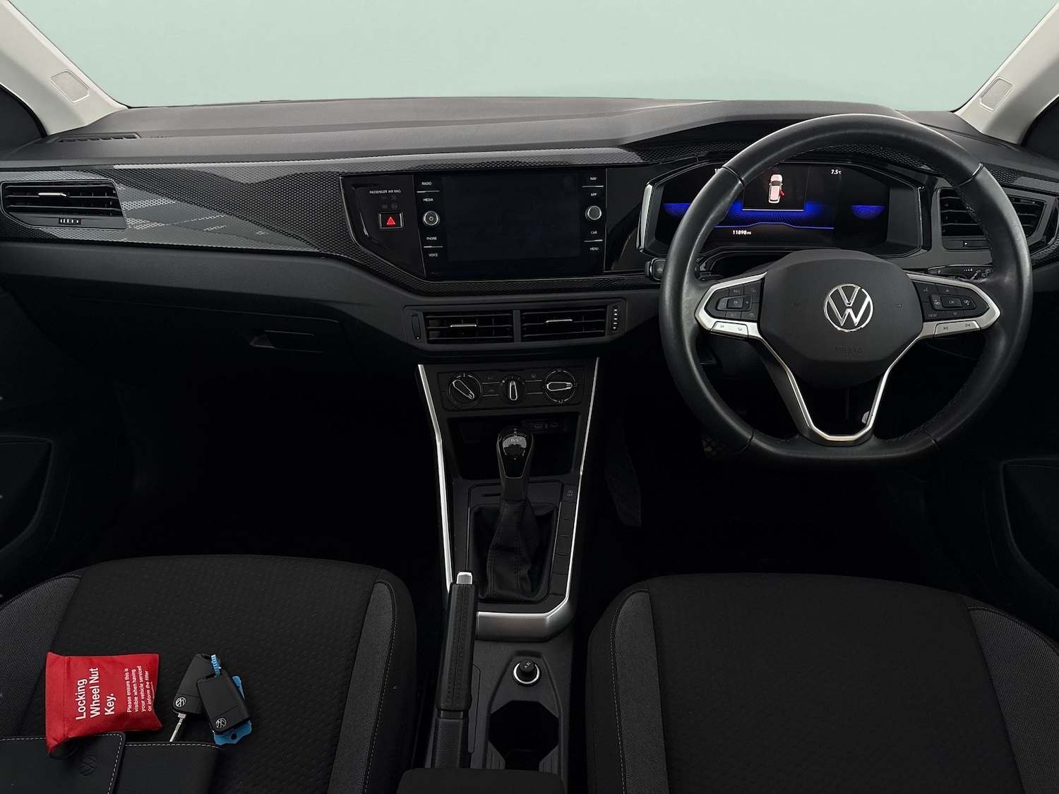 Used Volkswagen Polo 2024 for sale - 77960532: Photo 5