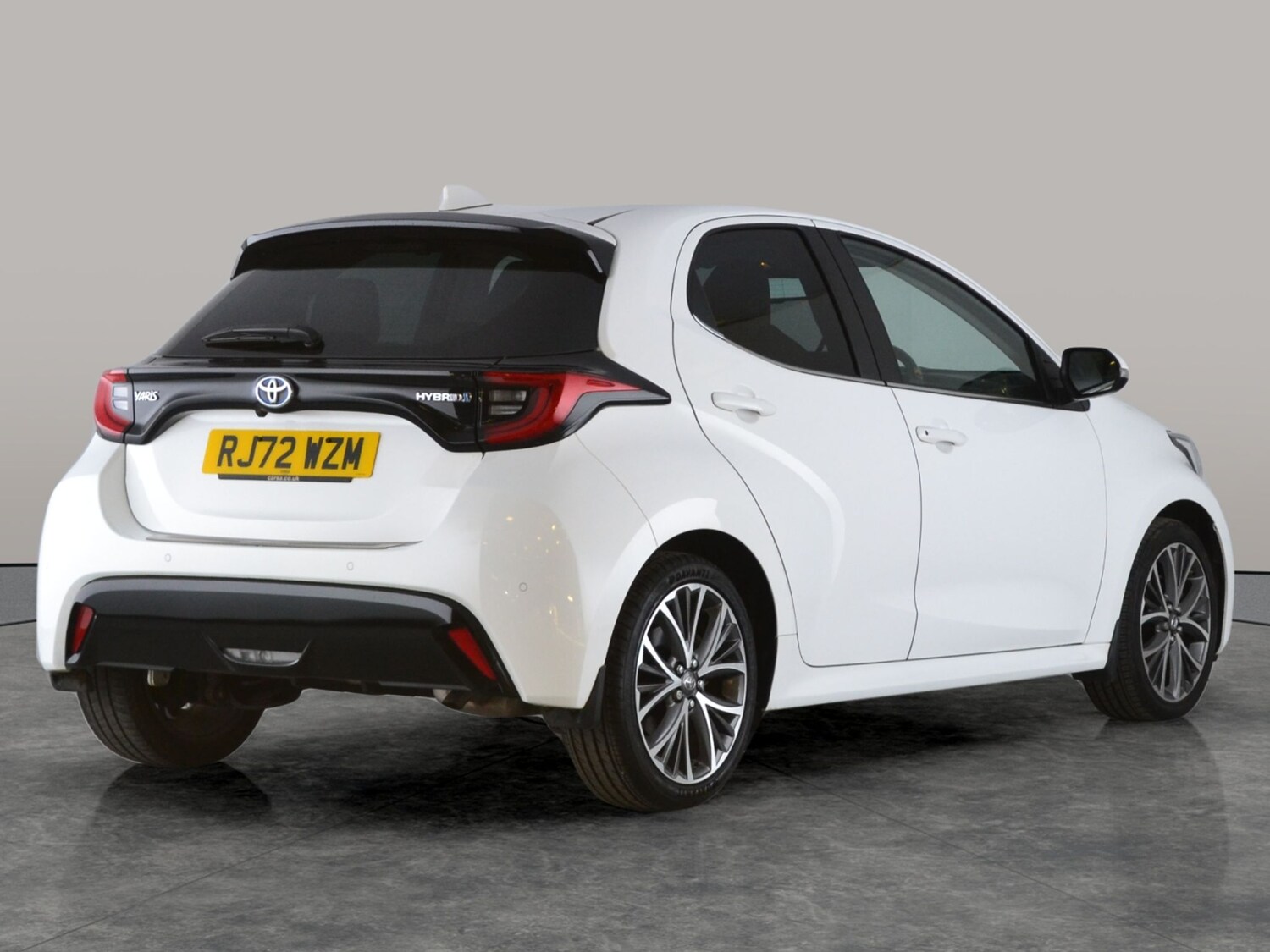 Used Toyota Yaris 2022 for sale - 77810653: Photo 10