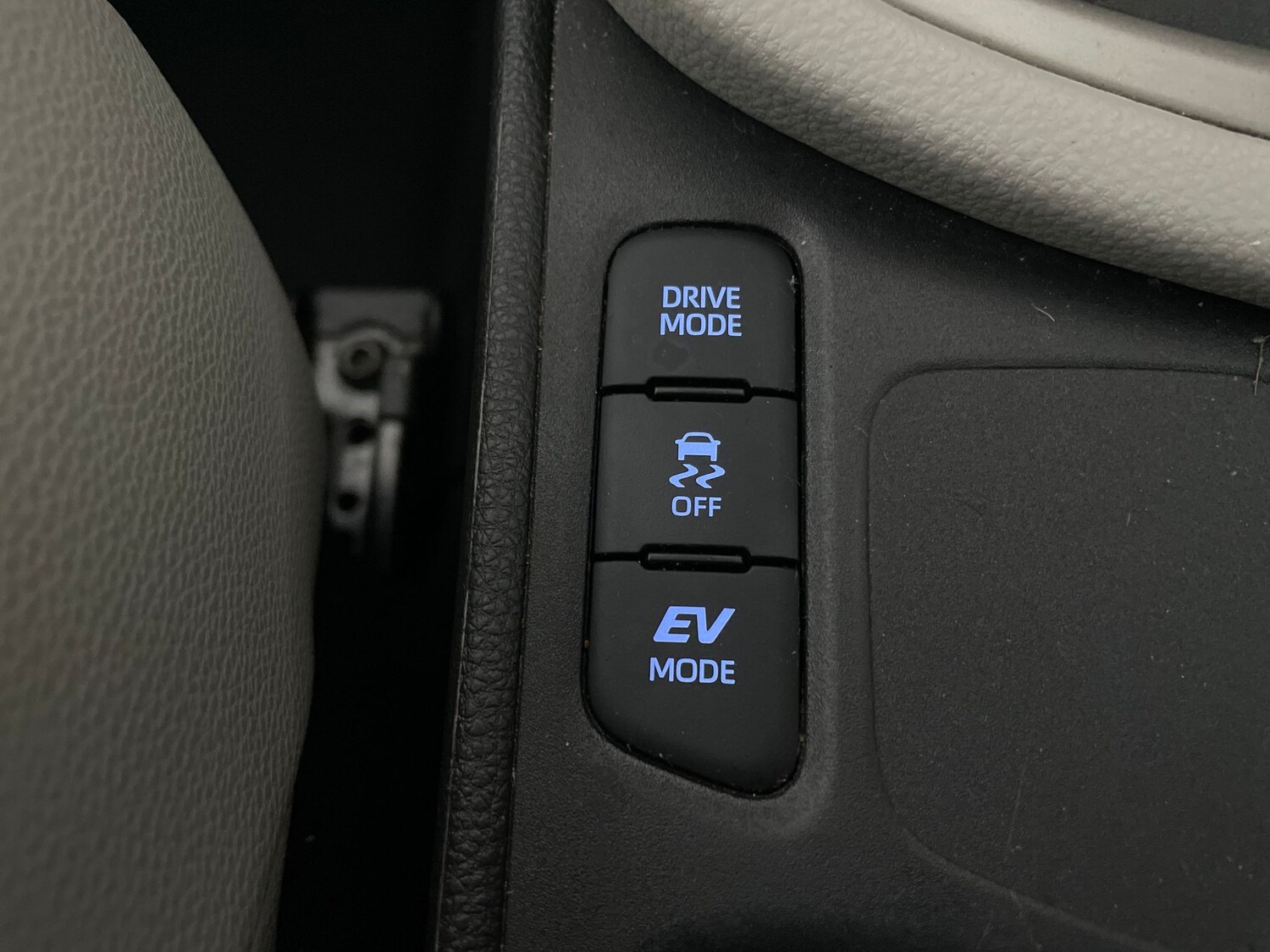 Used Toyota Yaris 2022 for sale - 77810653: Photo 21