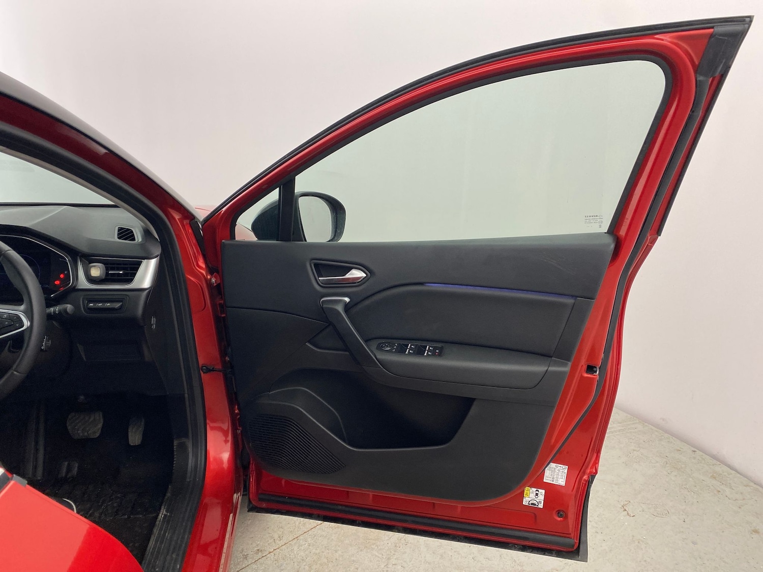 Used Renault Captur 2021 for sale - 77170900: Photo 17