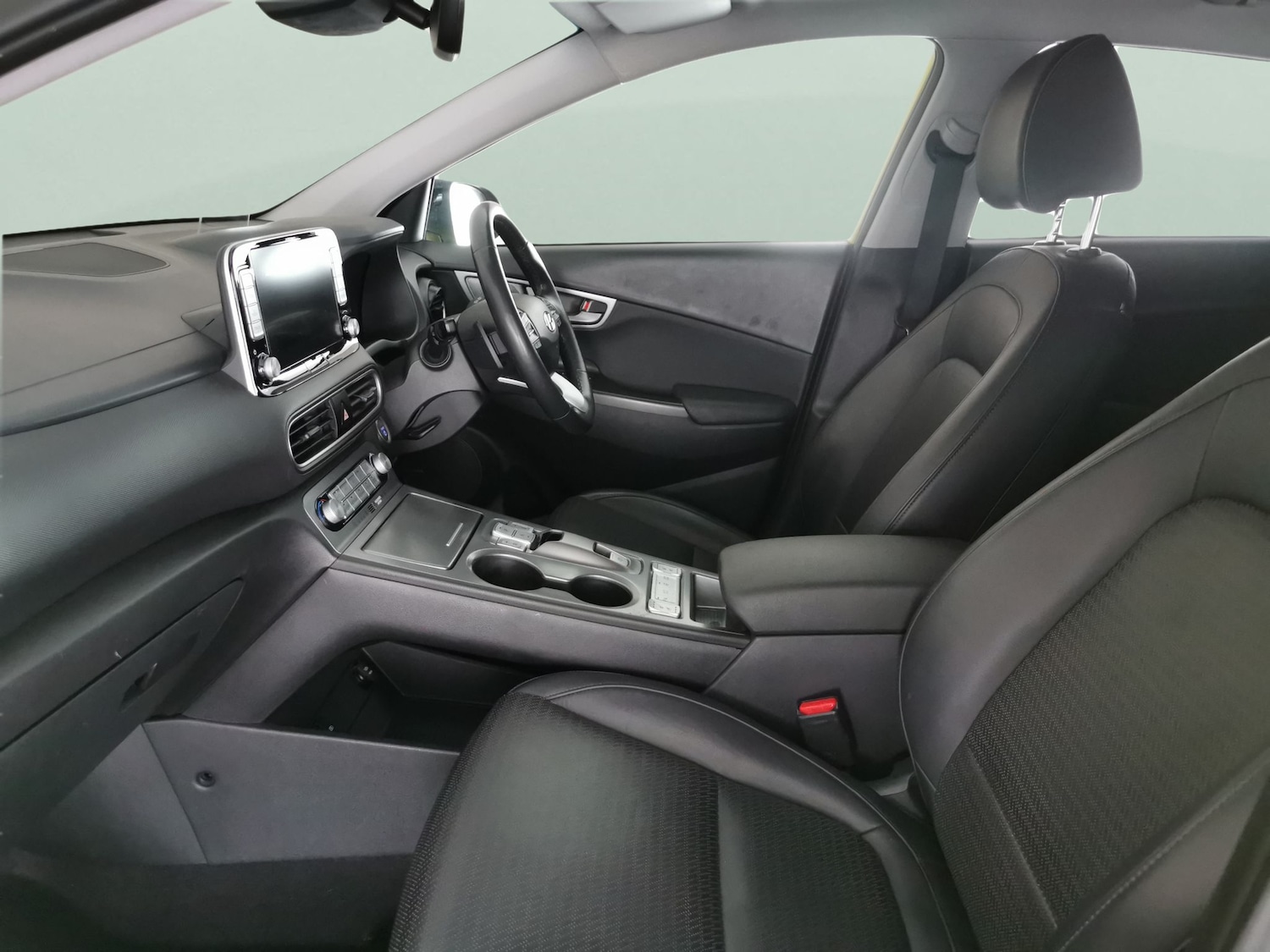 Used Hyundai KONA 2020 for sale - 78149427: Photo 4