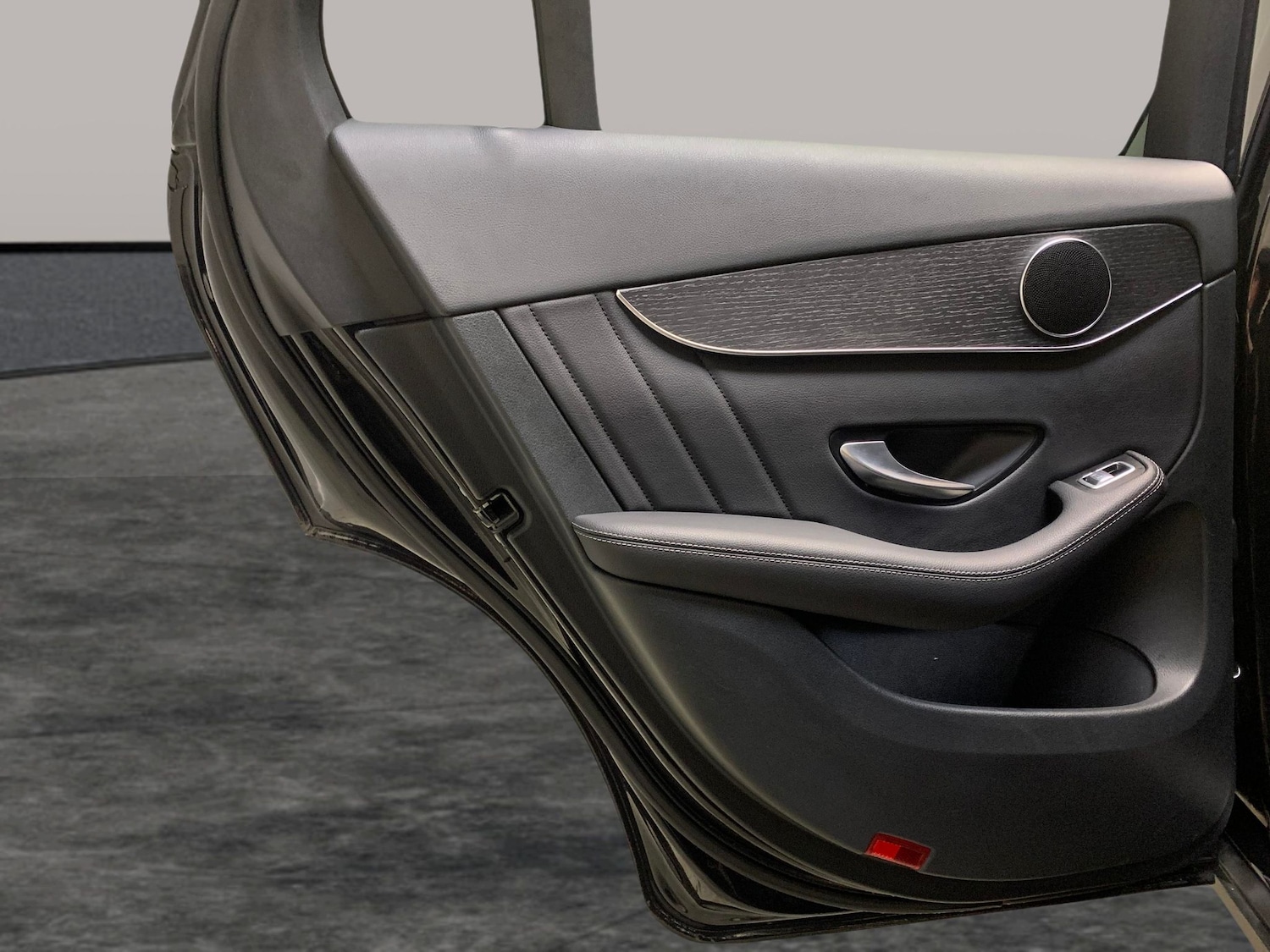 Used Mercedes-Benz GLC 2020 for sale - 77294885: Photo 27