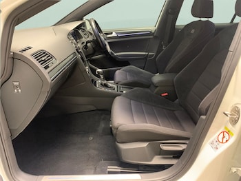 Used Volkswagen Golf 2020 for sale - 79512704: Photo