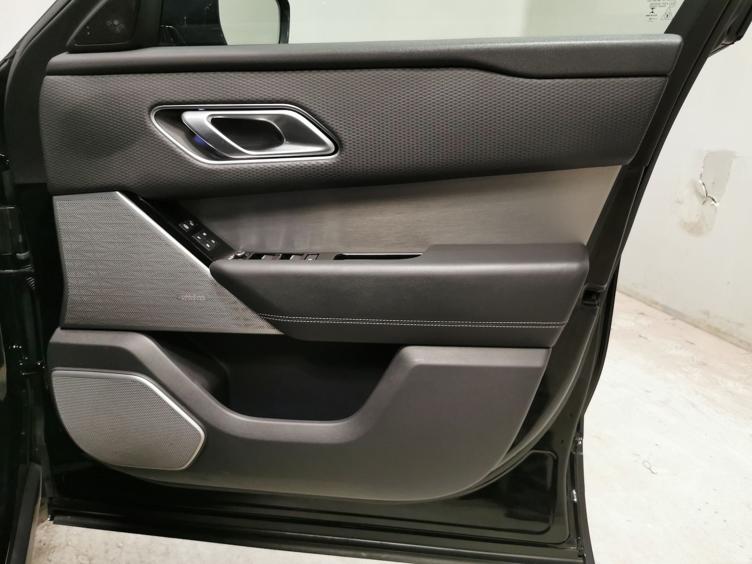 Used Land Rover Range Rover Velar 2020 for sale - 76439716: Photo 31