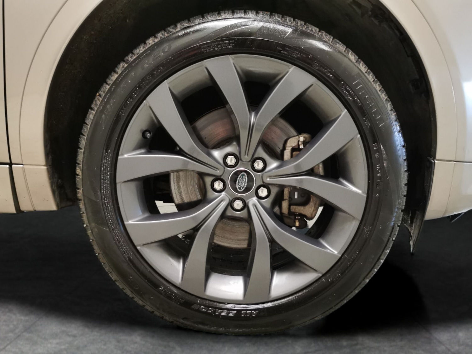 Used Land Rover Discovery Sport 2022 for sale - 77256843: Photo 24