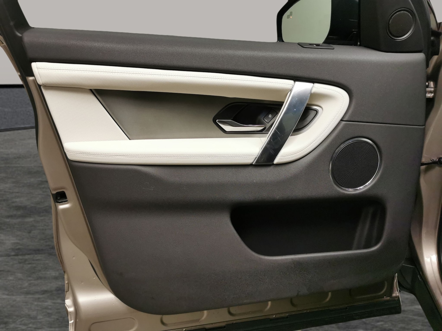 Used Land Rover Discovery Sport 2022 for sale - 77256843: Photo 27