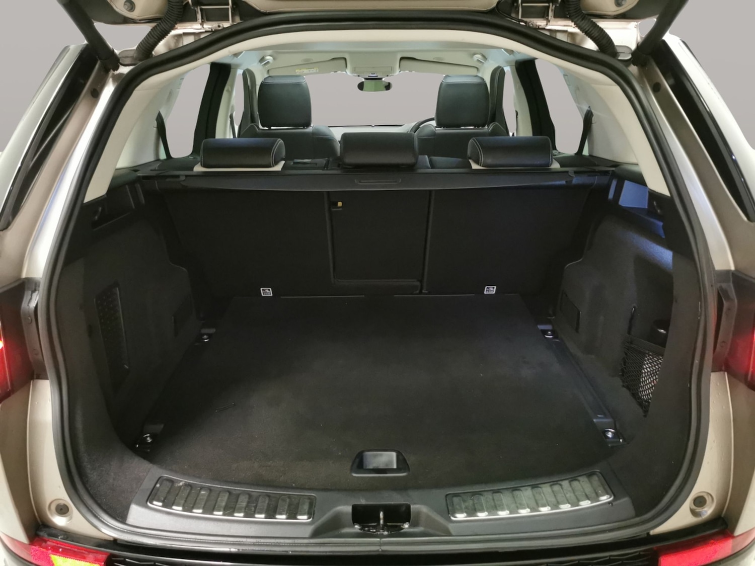 Used Land Rover Discovery Sport 2022 for sale - 77256843: Photo 34