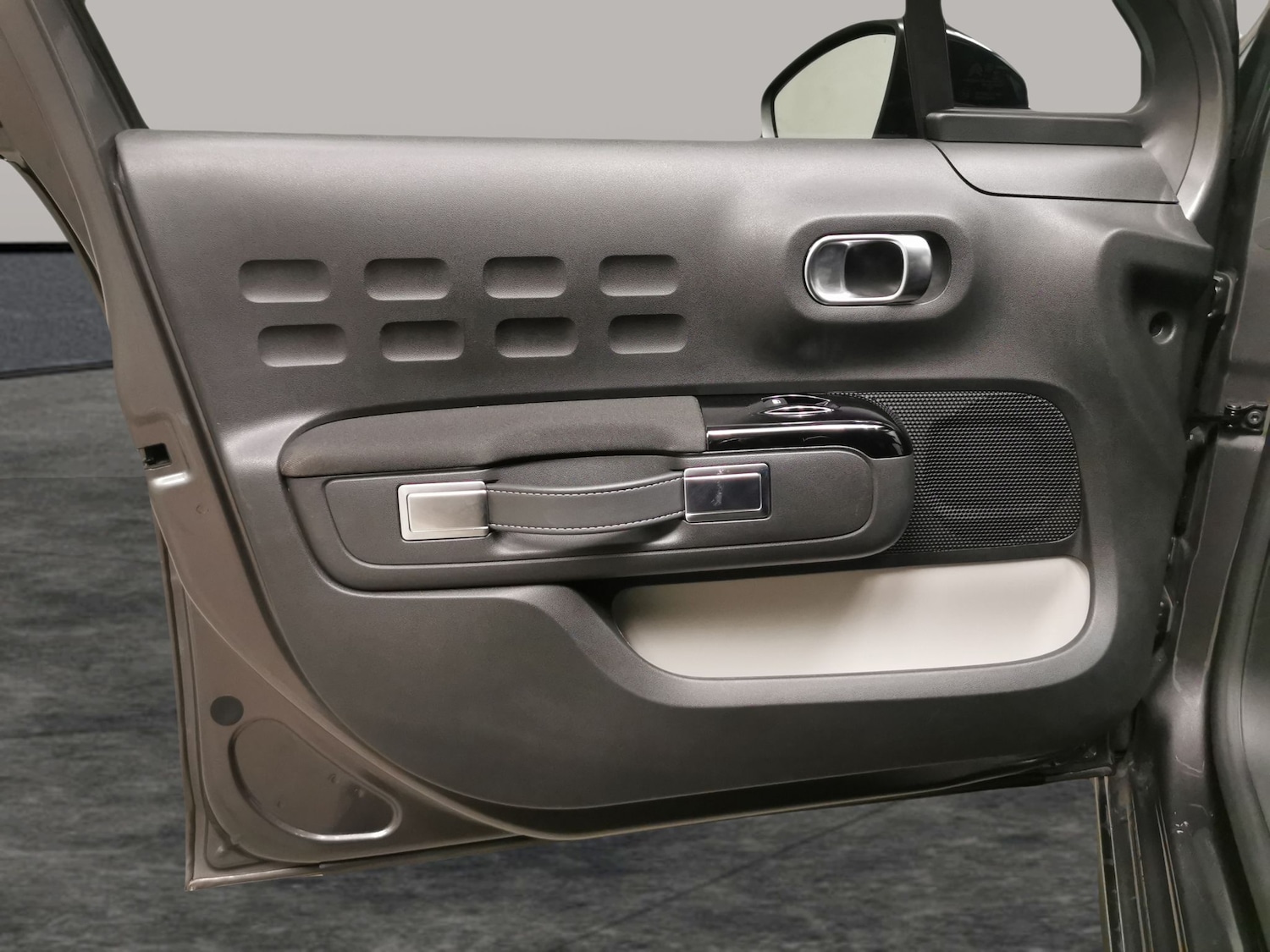 Used Citroen C3 2023 for sale - 78199727: Photo 25