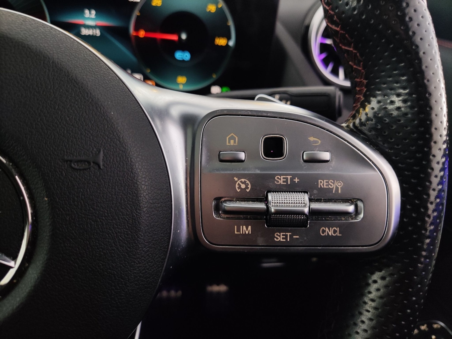 Used Mercedes-Benz EQA 2023 for sale - 78132572: Photo 27