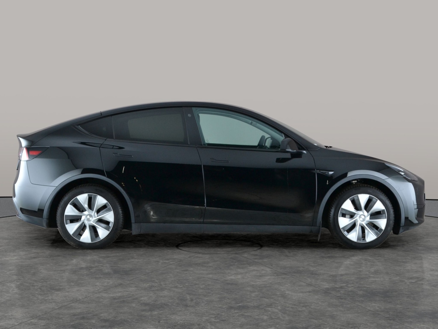 Used Tesla Model Y 2023 for sale - 77123082: Photo 10