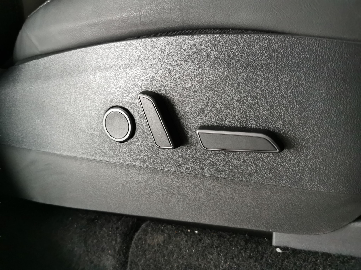 Used Tesla Model Y 2023 for sale - 77123082: Photo 15