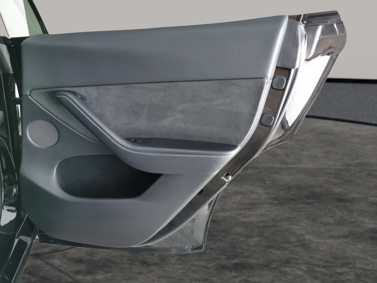 Used Tesla Model Y 2023 for sale - 77123082: Photo 31