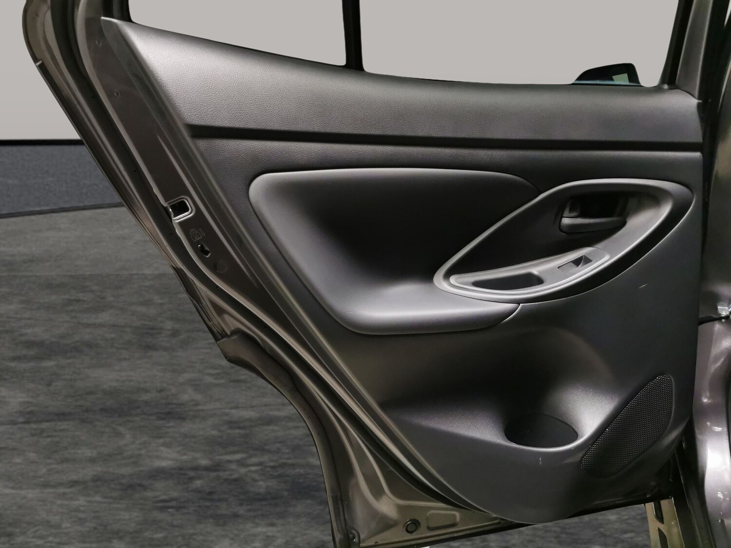 Used Toyota Yaris Cross 2022 for sale - 77505401: Photo 25