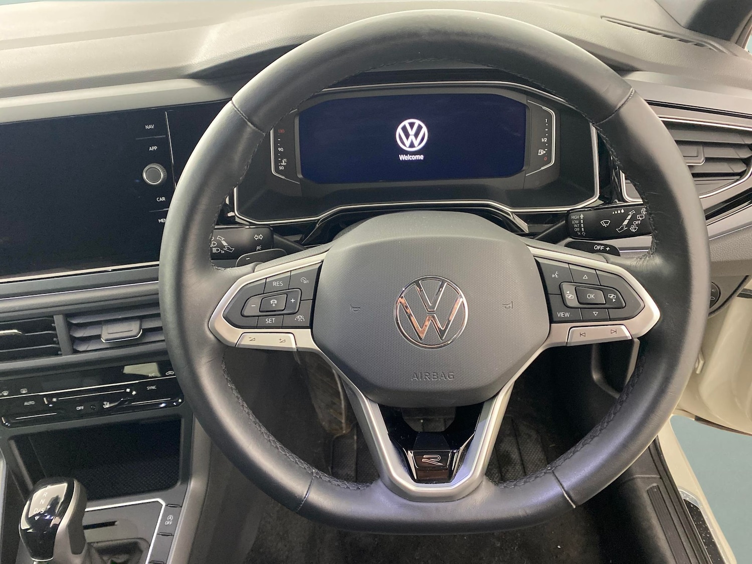 Used Volkswagen Polo 2023 for sale - 76984433: Photo 14