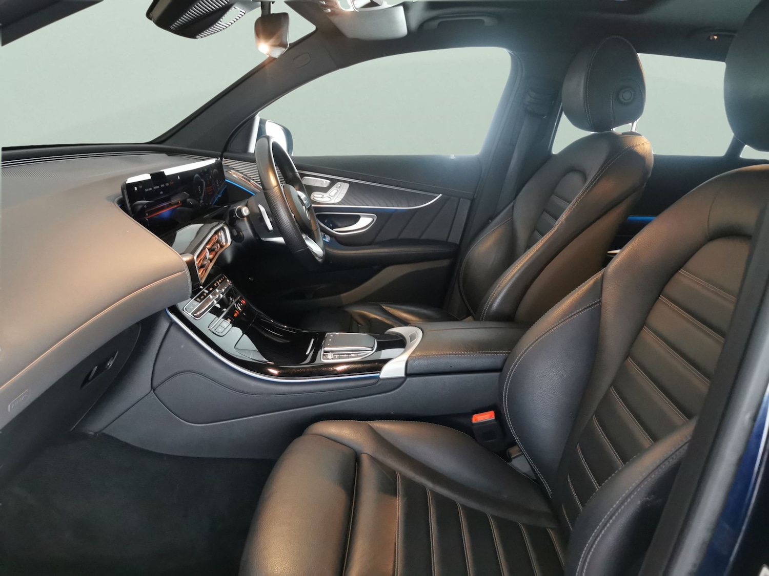 Used Mercedes-Benz EQC 2021 for sale - 76842459: Photo 4