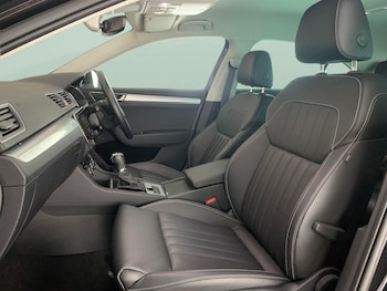 Used Skoda Superb 2023 for sale - 79273059: Photo