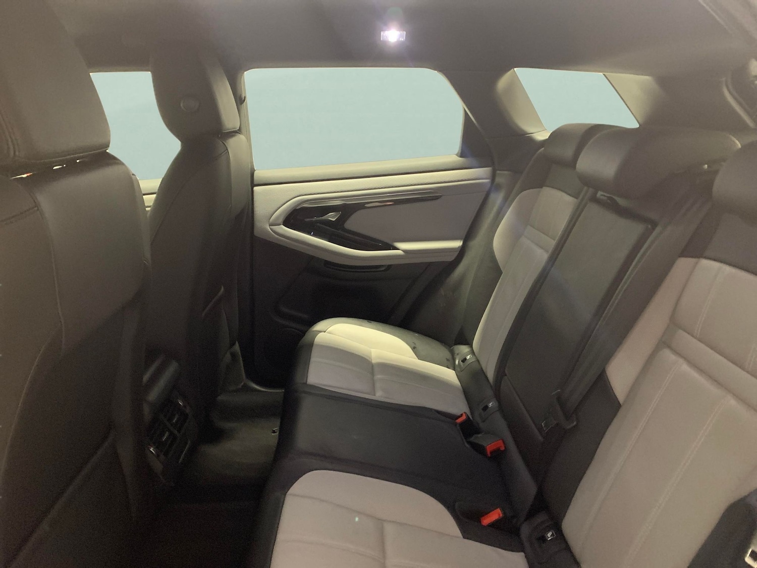 Used Land Rover Range Rover Evoque 2022 for sale - 77373337: Photo 24